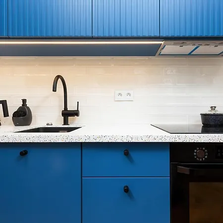 Sienna 65 Premium With Parking In By Renters Prestige *