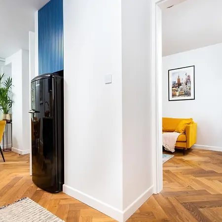 Sienna 65 Premium With Parking In By Renters Prestige Appartement Warschau