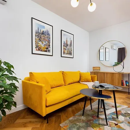 Sienna 65 Premium With Parking In By Renters Prestige