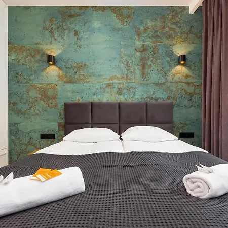 Sienna 65 Premium With Parking In By Renters Prestige * 바르샤바